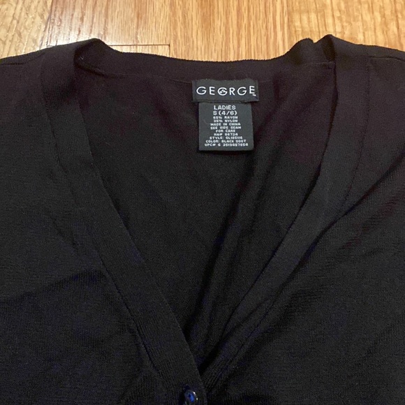 Like New! Half-sleeve Form-fitting Cardigan - Small - Picture 3 of 5